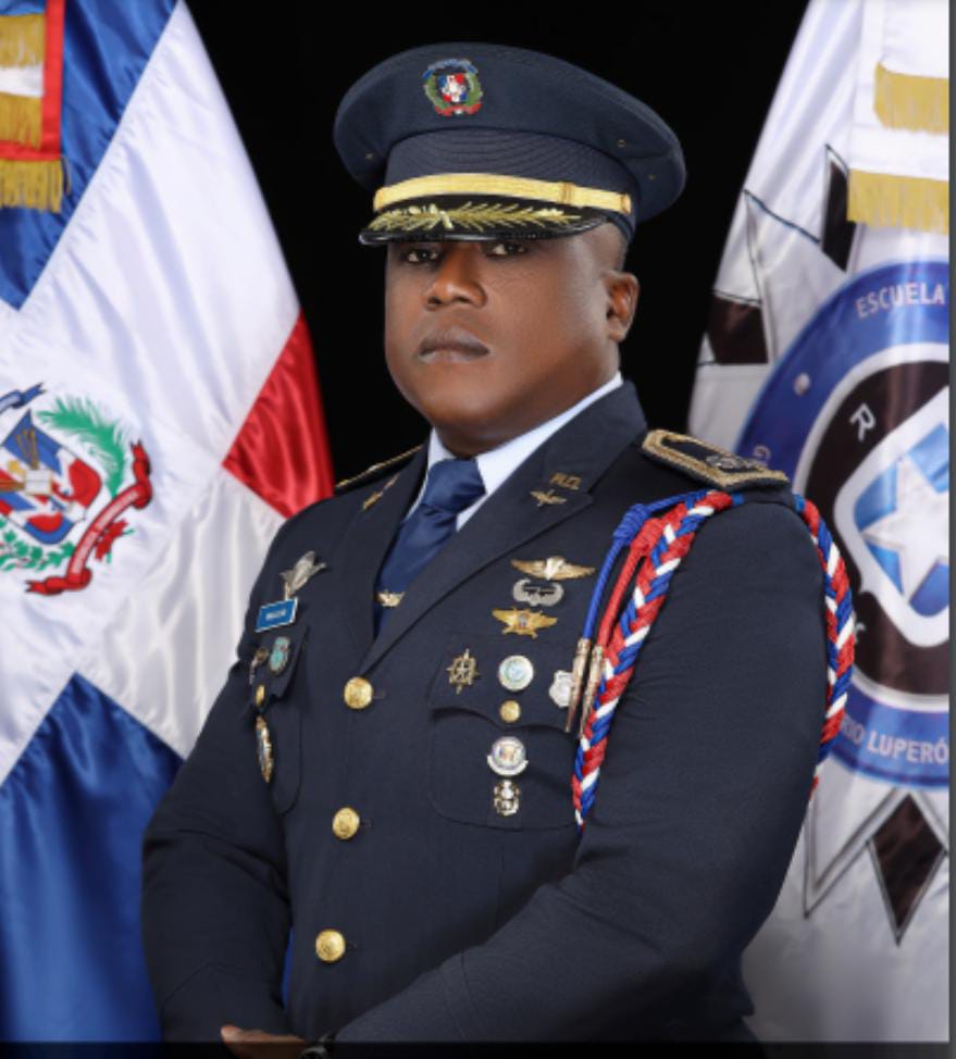 Teniente coronel paracaidista Wagnel Natanael Vallejo Brioso