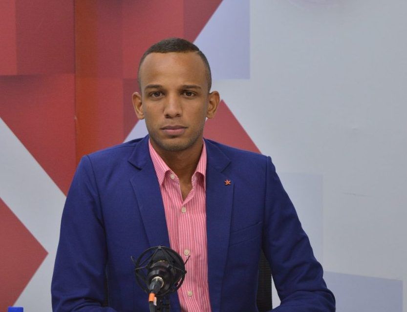 Periodista Edward Ramírez