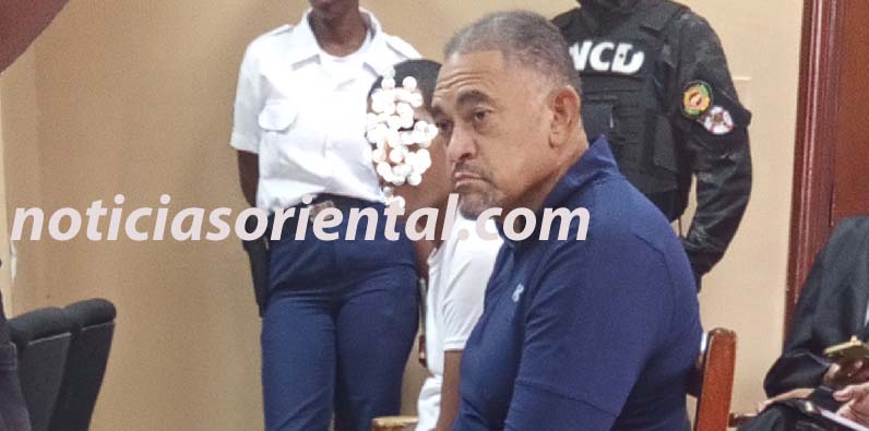 El exteniente coronel Hans Wender Lluberes Sánchez, en banquillo de los acusados.