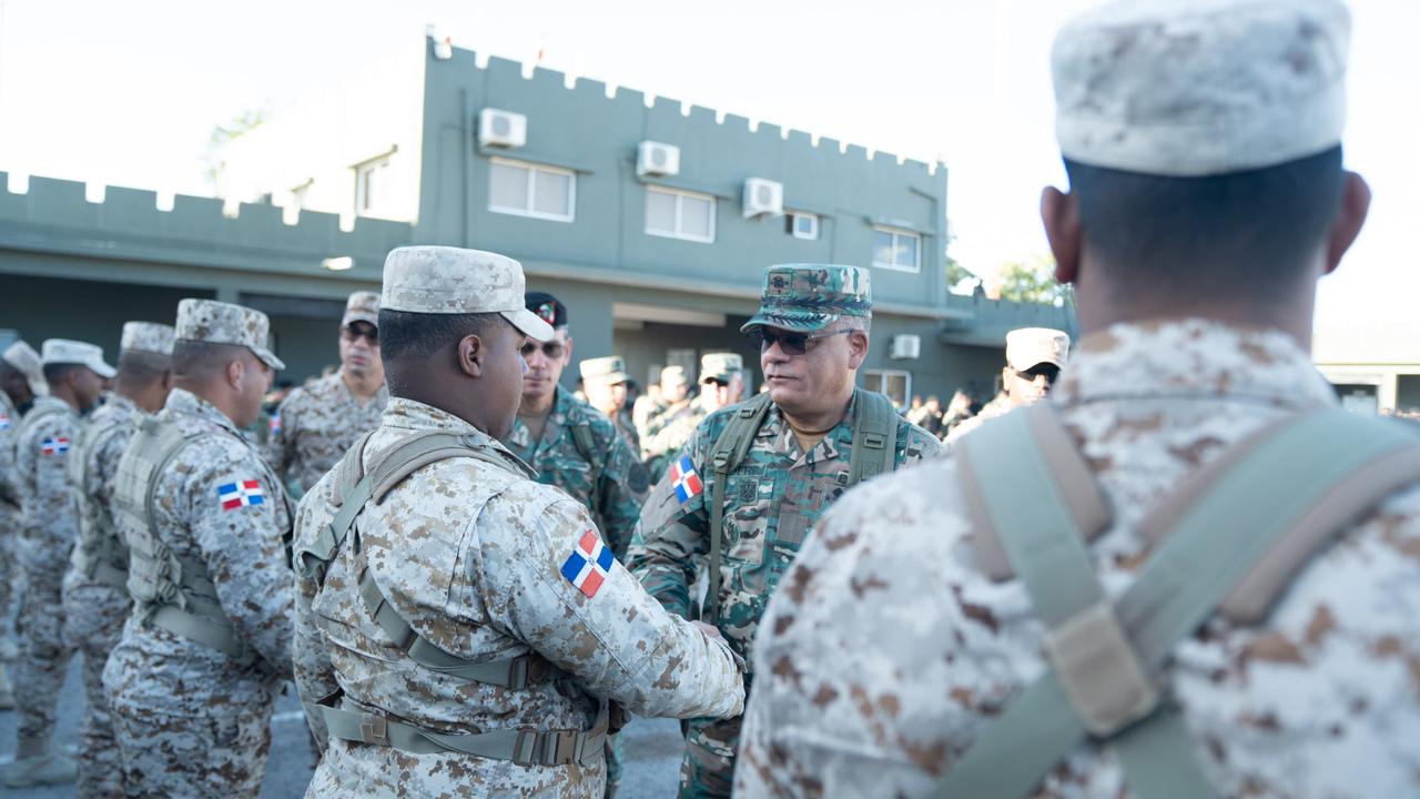 El ministro de Defensa, teniente general Carlos Antonio Fernández Onofre