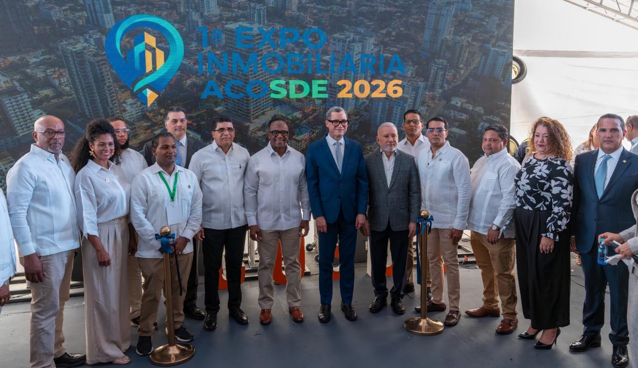 La feria es organizada por la Asociación de Constructores de Santo Domingo Este (ACOSDE)